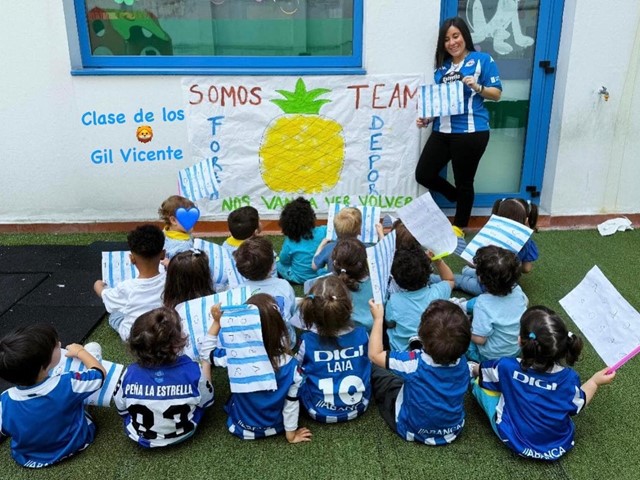 ¡¡¡NUESTROS PEQUERRECHOS APOYAN AL DEPORTIVO EN SU CAMINO AL ASCENSO!!!